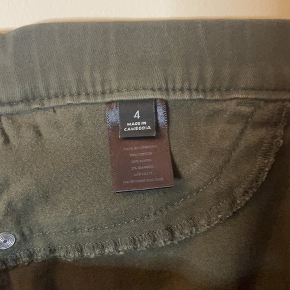 Olive green pants - Picture 3 of 4